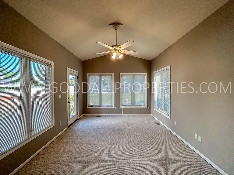 7873 Dakota Cir — Photo 4