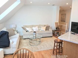 10 Ashford St #3U, Allston, MA 02134