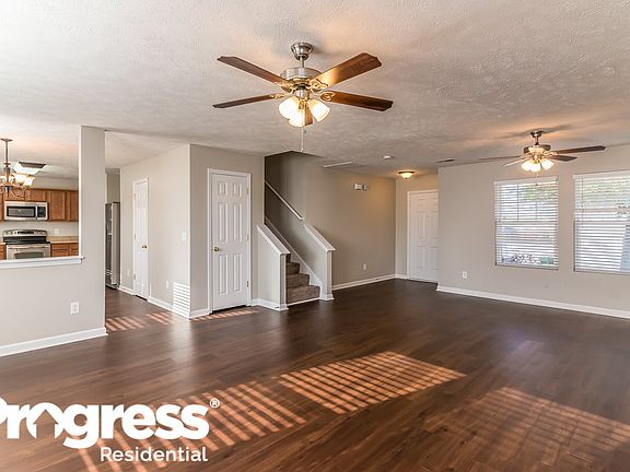 3rd image of 4005 Willowpond Ct