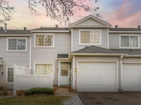 334 Leeward Trl #135, Saint Paul, MN 55129