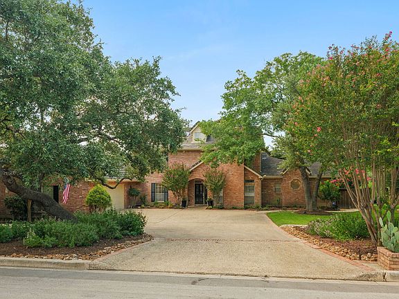 3rd image of 14007 BLUFF PARK DR