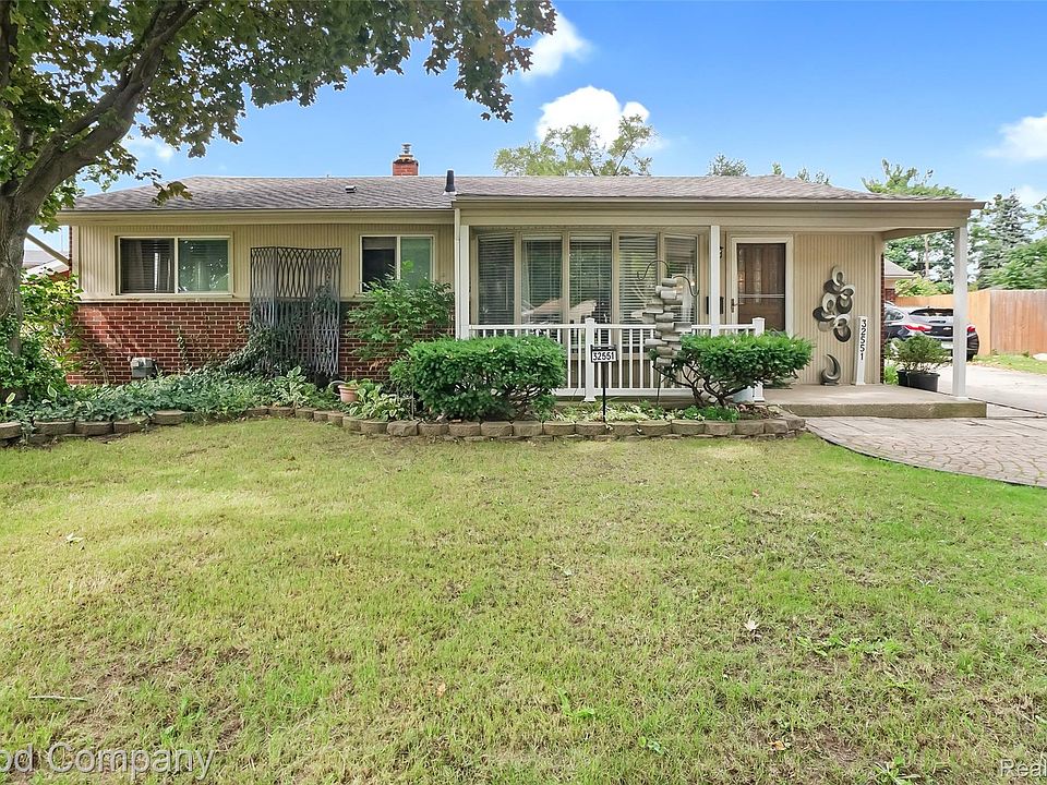 1st image of 32551 Halmich Dr