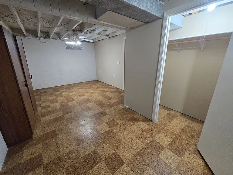 322 Webster St — Photo 50