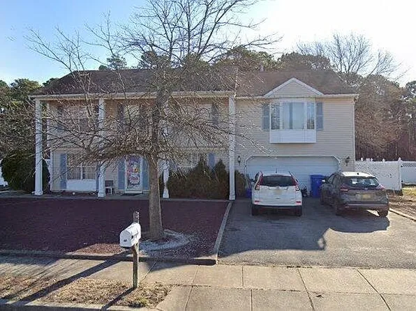 68 Oak Glen Rd, Toms River, NJ 08753