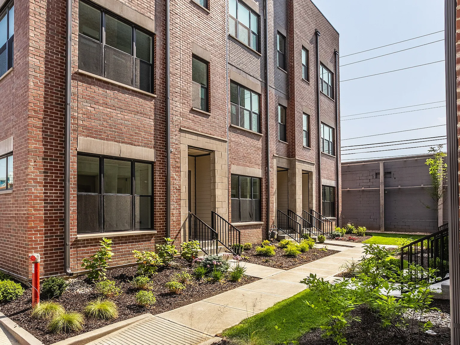Fynn Pl, Indianapolis — Photo 1