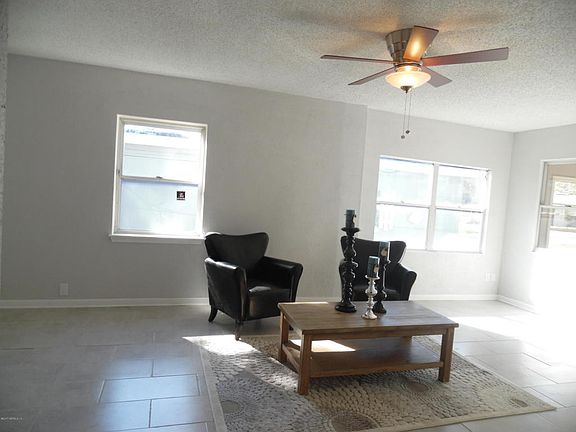 5th image of 1225 Denaud St