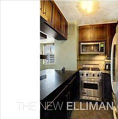 3rd image of 32 Gramercy Park S APT 18A