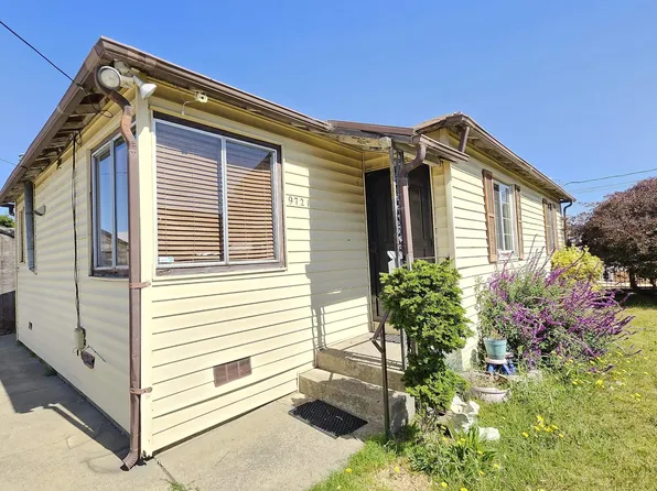 9721 Coral Rd, Oakland, CA 94603