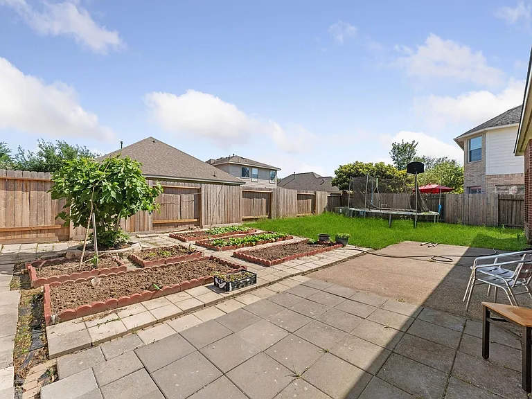 26414 Creston Woods Dr — Photo 30