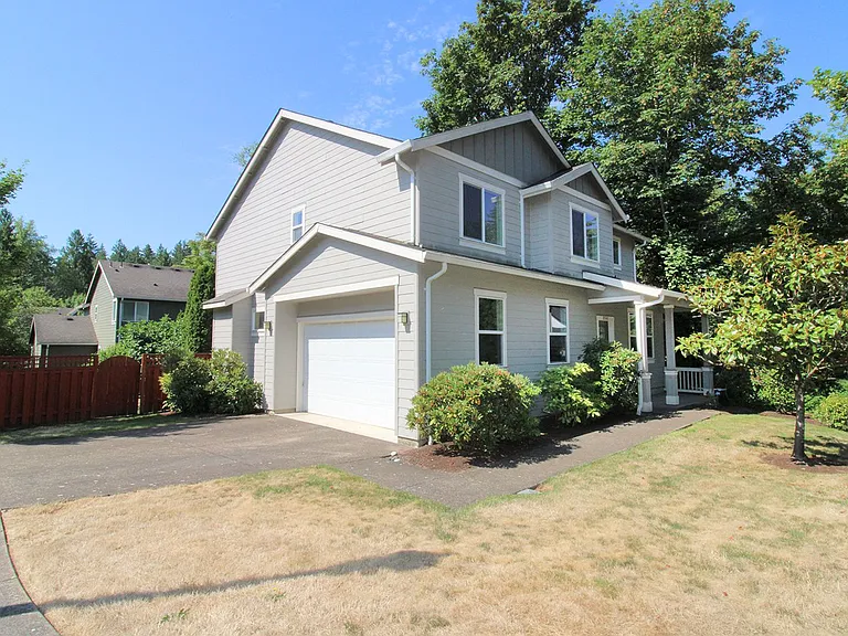 9946 NW Taylor St — Photo 2