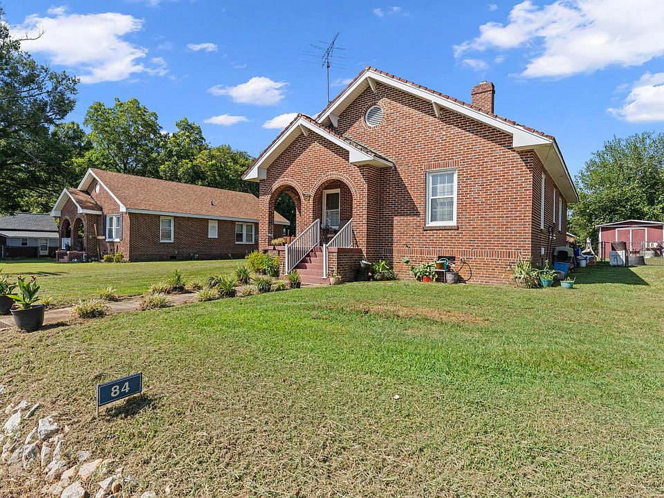 1st image of 84 Saluda St