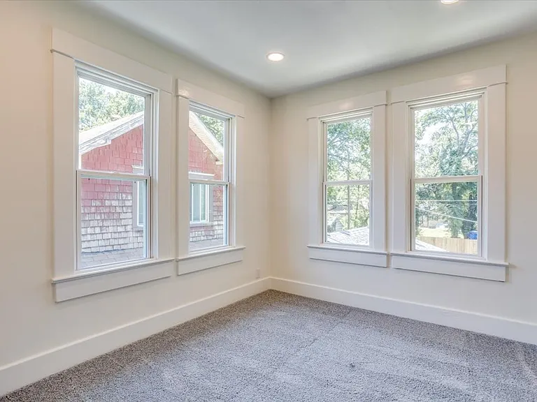 1227 N Lewellen Ave — Photo 22