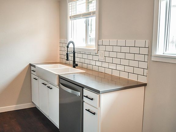 3rd image of 2107 W Mallon Ave #2107