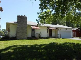 861 Latta Rd, Rochester, NY 14612