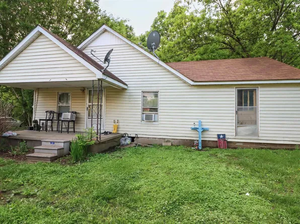 467 Jenkinsville Rd, Dyersburg, TN 38024