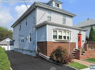 815 Glen Rd, Fort Lee, NJ 07024