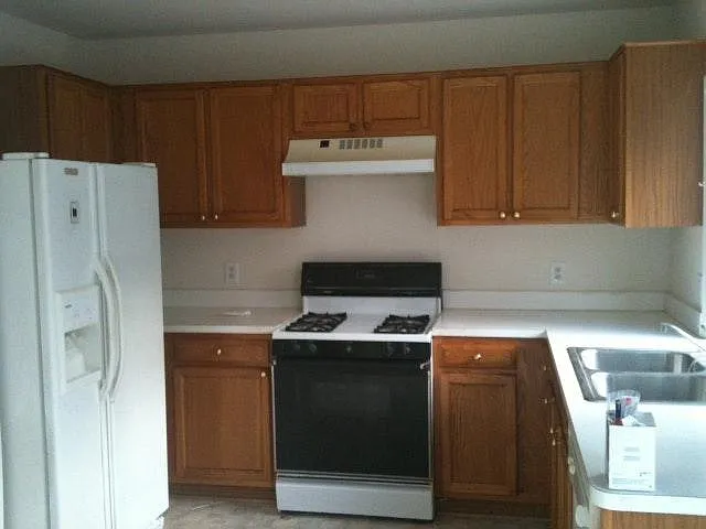 3 bed, 2.5 bath, 1540 sqft, $2,700 — Photo 2