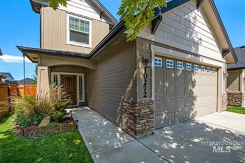 10272 W Kingsbriar Dr Photo 1