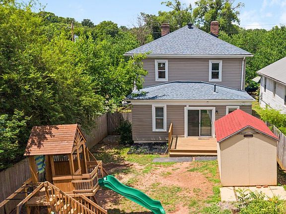 3rd image of 1418 Garfield Ave