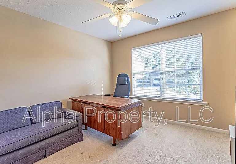 8 Reid Valley Ct — Photo 14