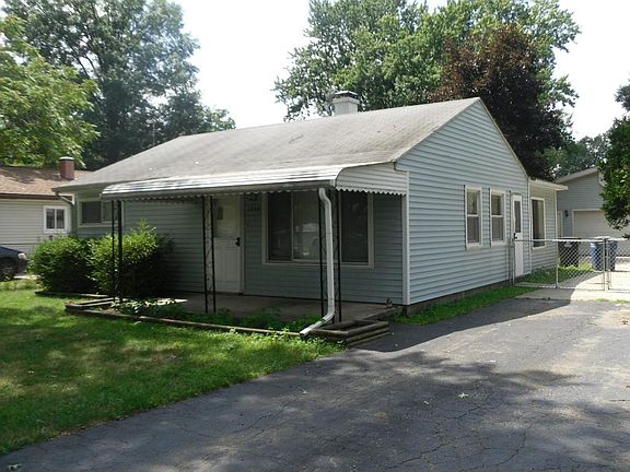 2nd image of 1364 S Karle Ave