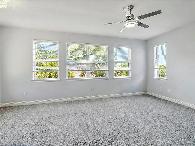 11813 Quintana Cv — Photo 23