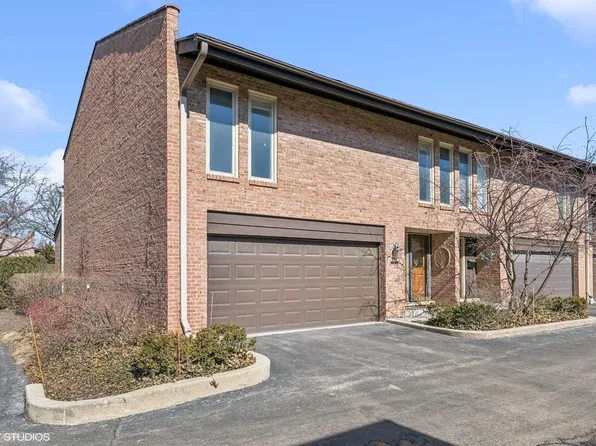 1723 Wildberry Dr Unit A, Glenview, IL 60025
