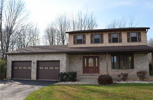 1st image of 128 Timber Dr
