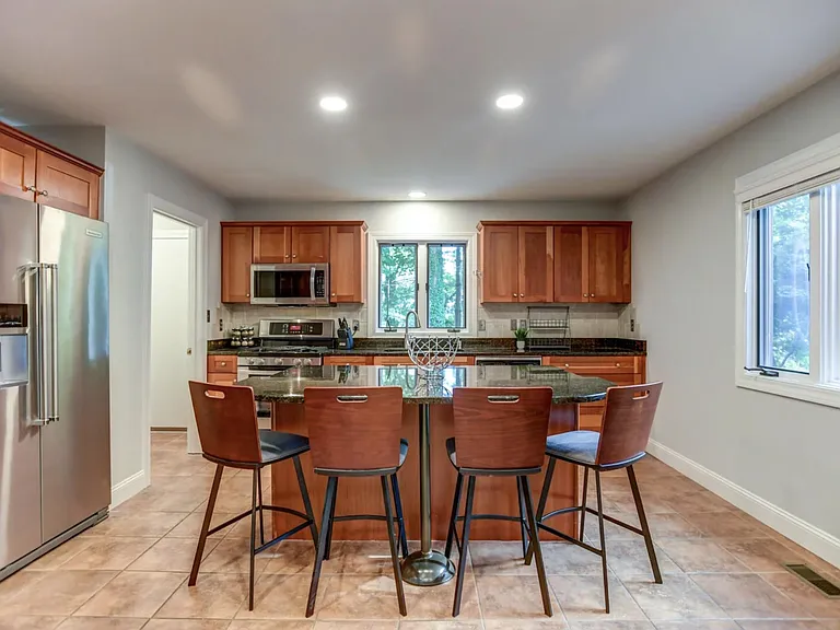 4564 Ina Ln — Photo 10