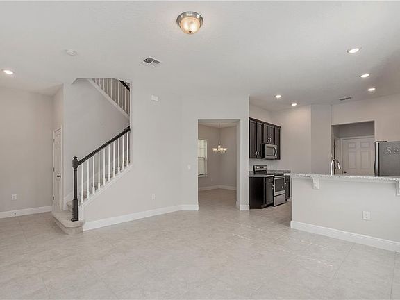 4th image of 9329 Holliston Creek Pl