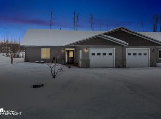 13698 W Airigin Dr #10, Big Lake, AK 99652