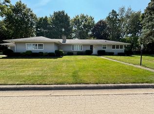 11262 E Oak Ct, Rochelle, IL 61068