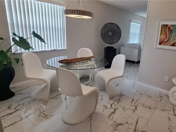 41 Vista Gardens Trl APT 207, Vero Beach, FL 32962