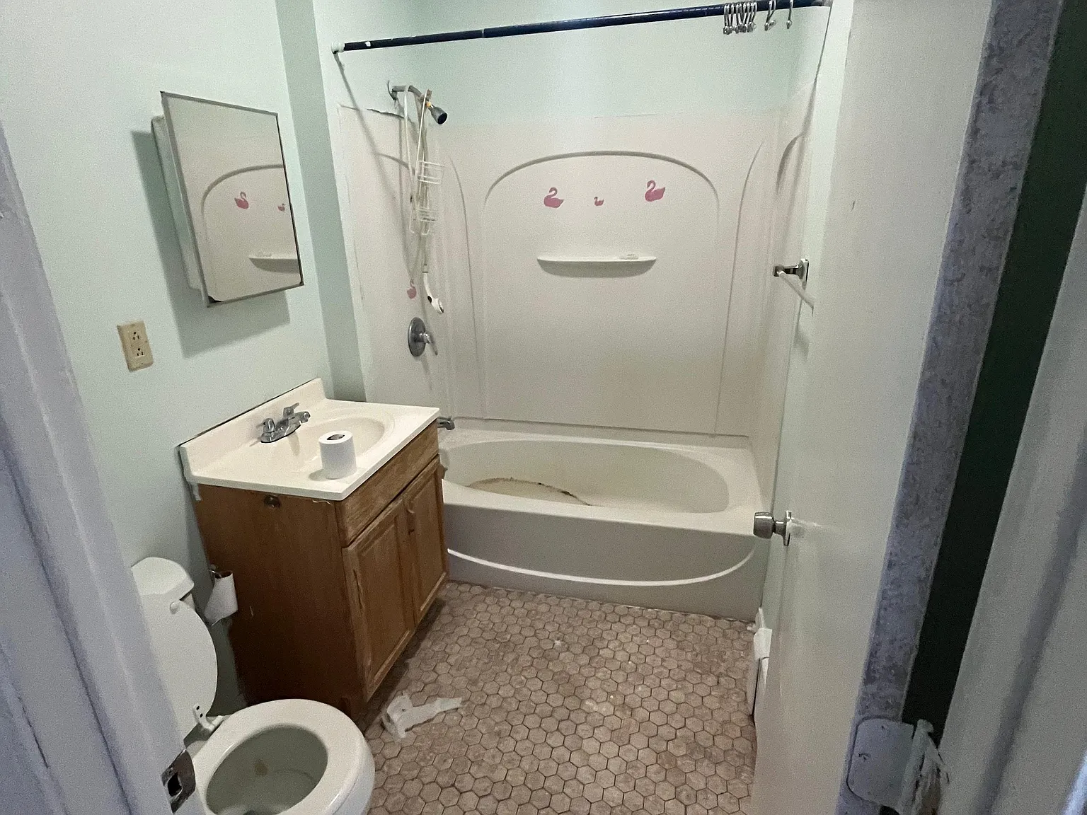 267 Wethersfield Ave — Photo 2