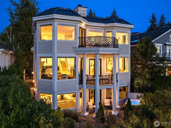 1624 8th Avenue W, Seattle, WA 98119