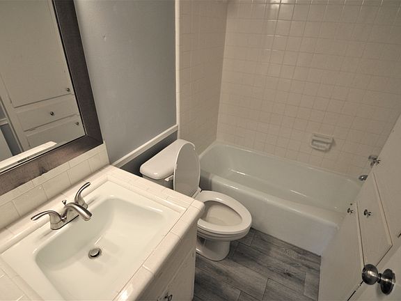 5th image of 6108 Shadow Valley Dr #A