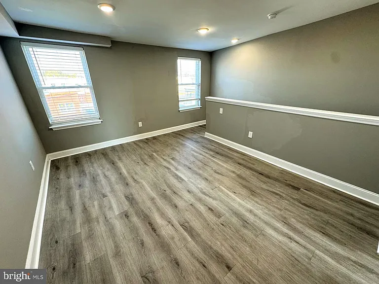 2417 W Jefferson St #2 — Photo 13