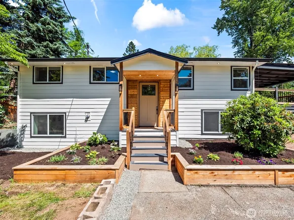 13517 Bingham Avenue E, Tacoma, WA 98446