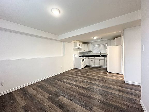 2nd image of 34 Lisbeth Cres