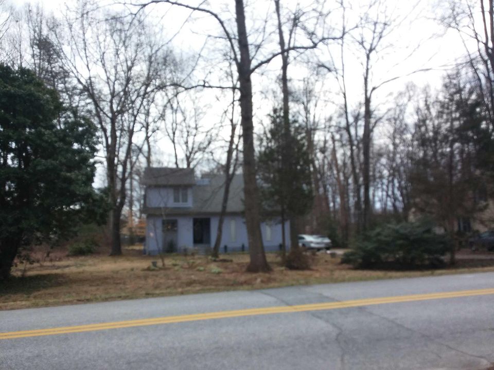1st image of 2103 Kello Dr