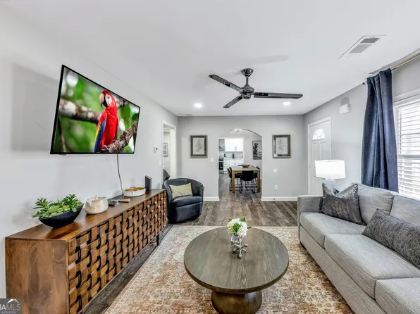 6230 Love St, Austell, GA 30168