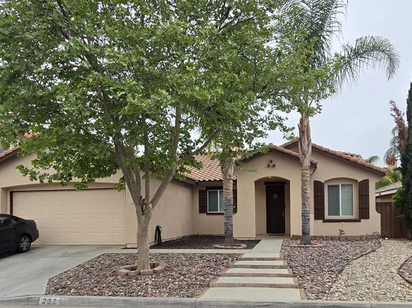 222 Caldera Ln, Hemet, CA 92545