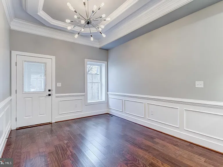 1440 S Charles St — Photo 5