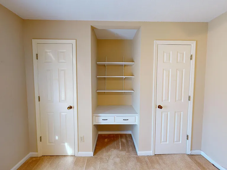 1212 Hillman St — Photo 5