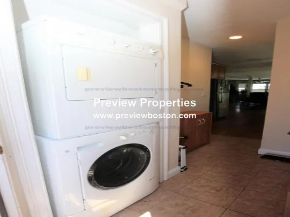 321 N Harvard St #P, Allston, MA 02134