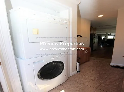 321 N Harvard St #P Photo 1