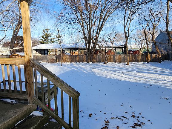 4th image of 206 W Prairie St #206
