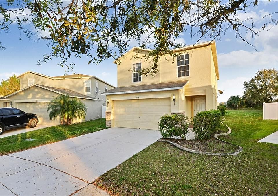 1st image of 7856 Carriage Pointe Dr