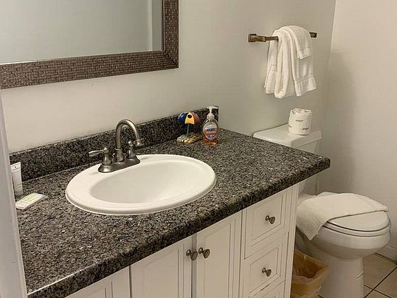4th image of 2401 Gulf Blvd APT 204