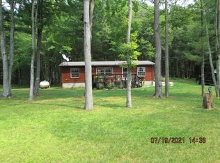 710 N 3rd Ave, Pentwater, MI 49449